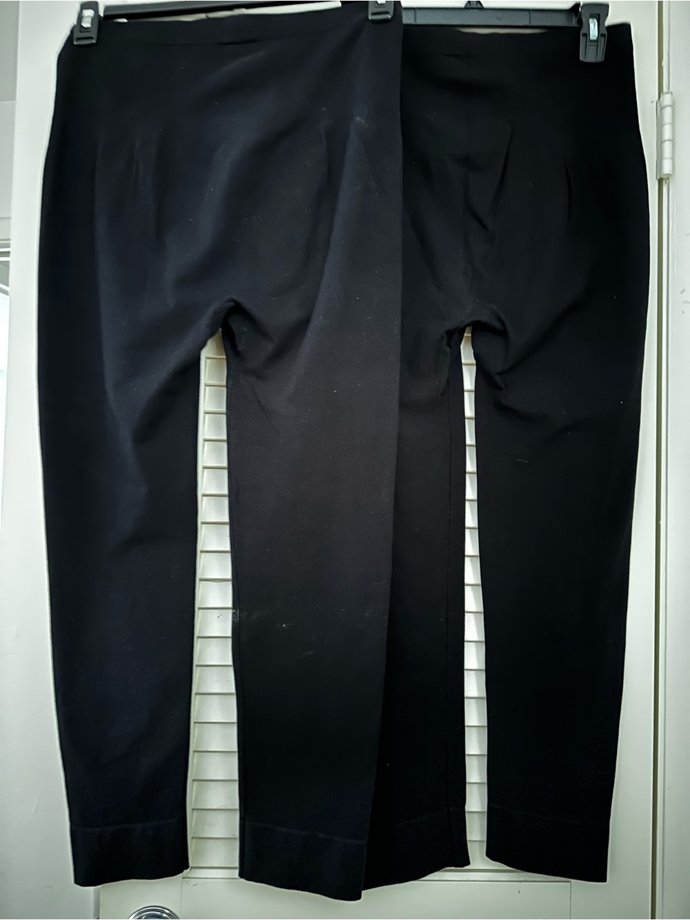 Rhonda Shear Women’s  Black Stretch Leggings. Size 3X. Set of two leggings.